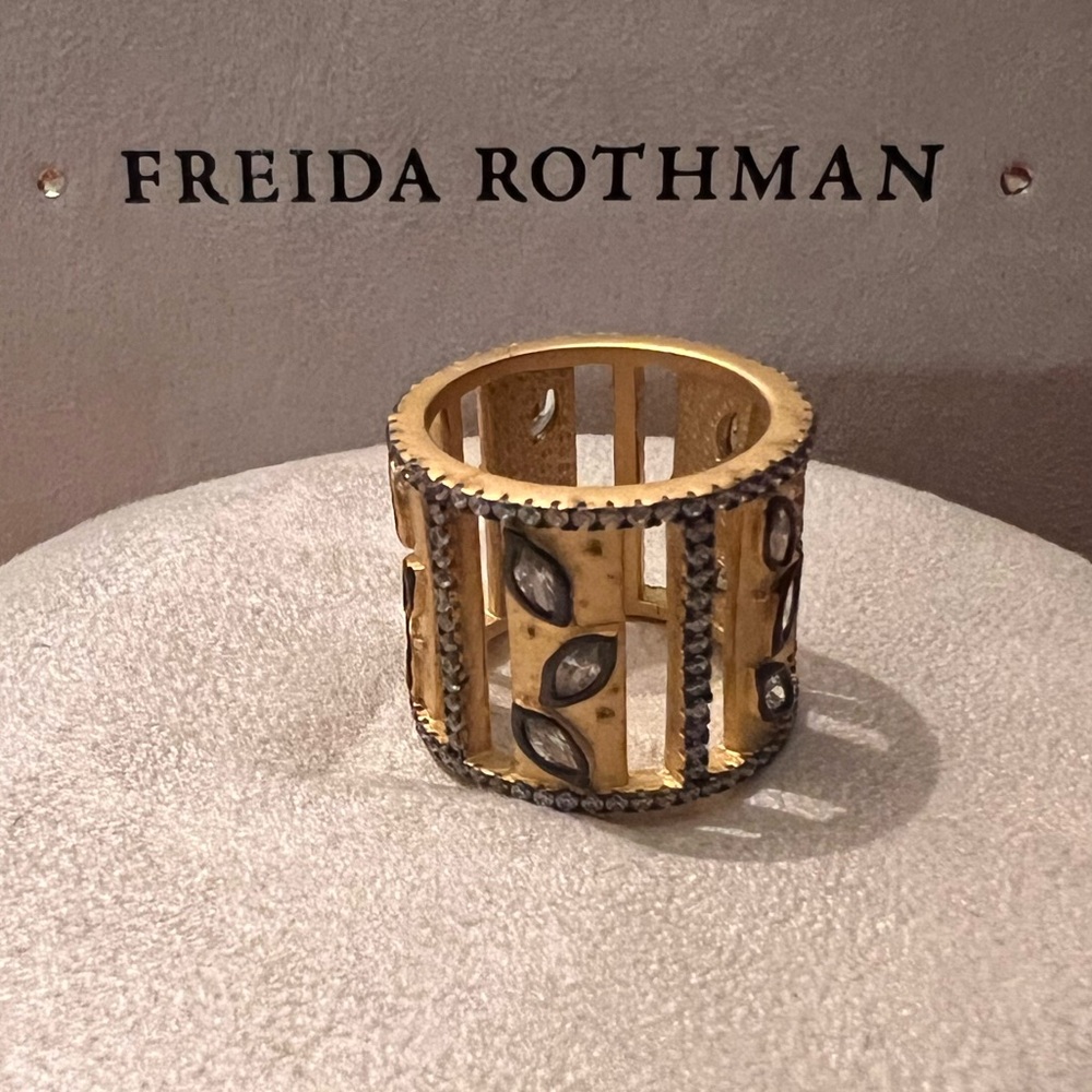Freida Rothman gold over sterling silver Statement Ring - Picture 4 of 6